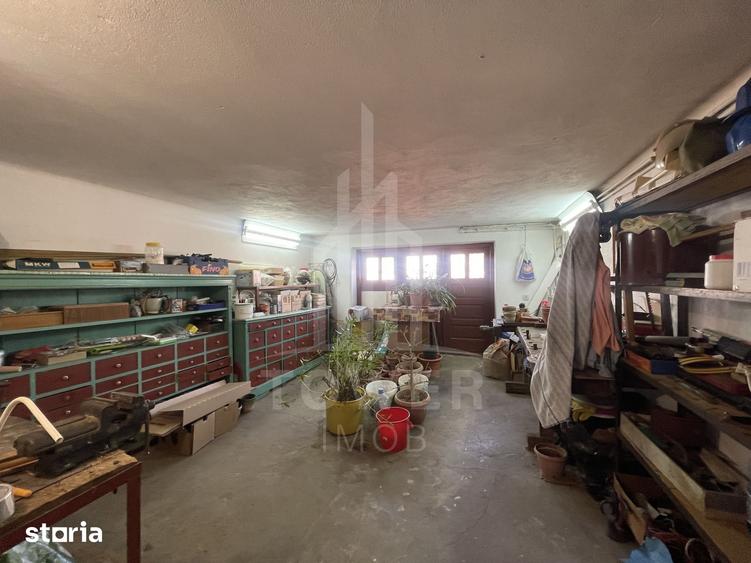 Casă cu 5 camere cu Teren 1000 Mp în Valea Aurie