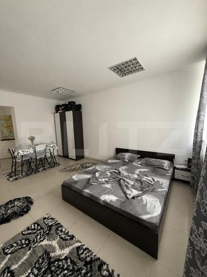 Apartament de vanzare , curte comuna, 2 camere, Zona Semicentral - 2