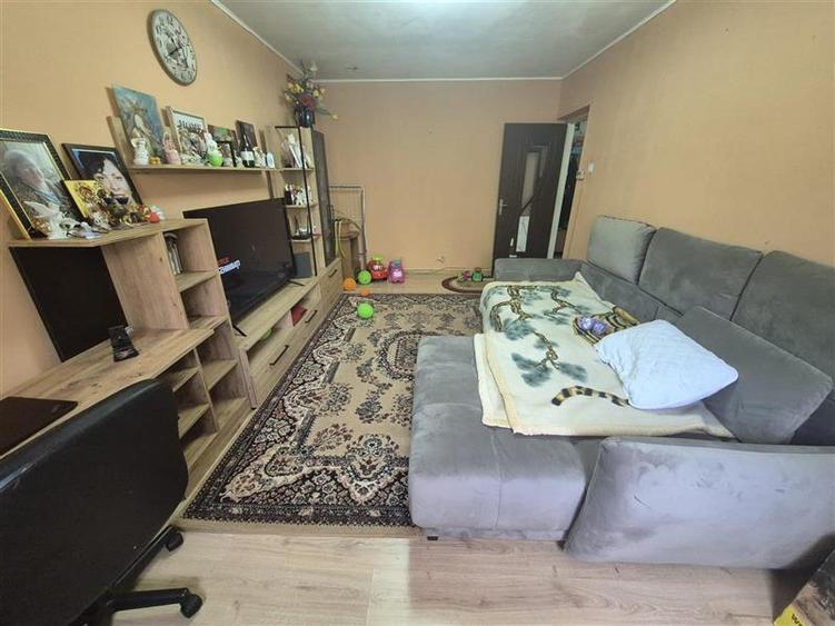 Apartament 3 camere decomandat zona Galata-Iasi - 2