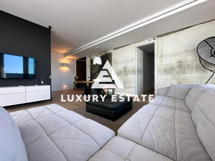 Apartament cu 4 camere decomandat, mobilat în Herăstrău