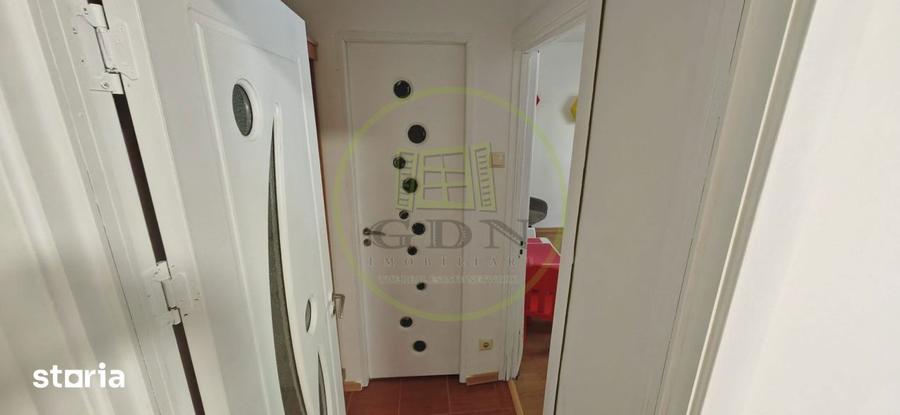 Apartament 2 camere, semidecomandat, 44 mp, Calea Severinului, zona Sw - 11