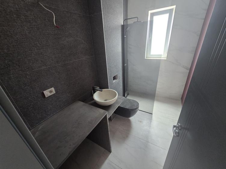 Garsonieră decomandată în Braytim