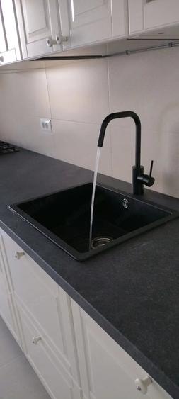 Apartament cu 2 camere decomandat în Titan