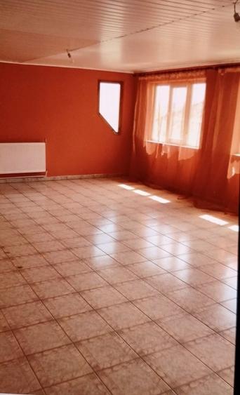 Casă individuală cu 5 camere cu Teren 470 Mp în Săvinești