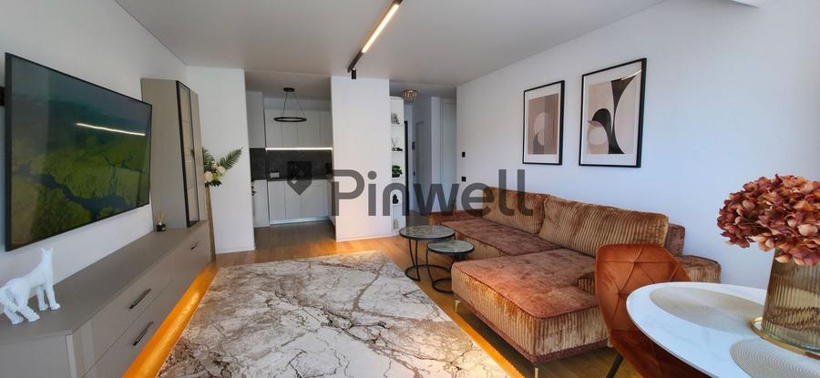 Apartament cu 2 camere semidecomandat în Barbu Văcărescu