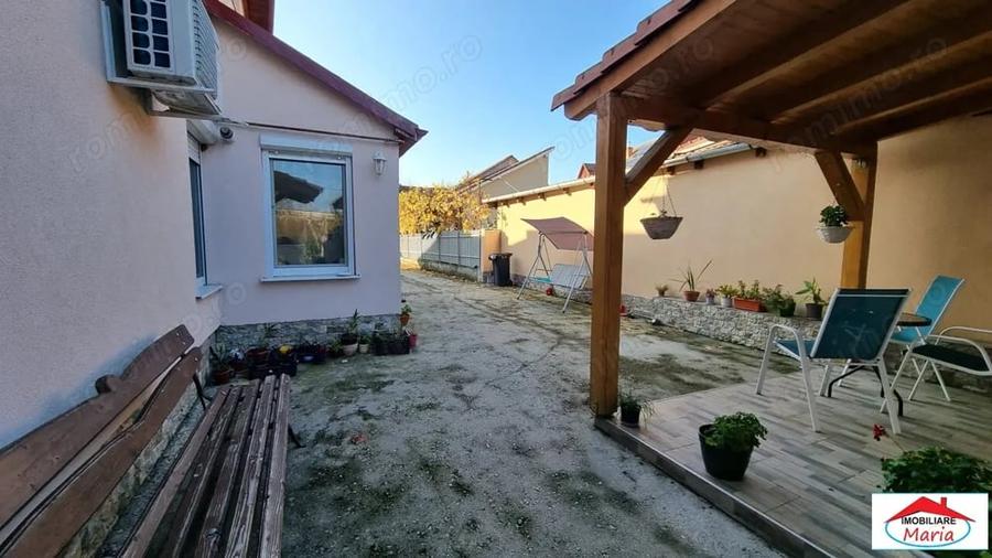 Casă cu 3 camere în Semicentral