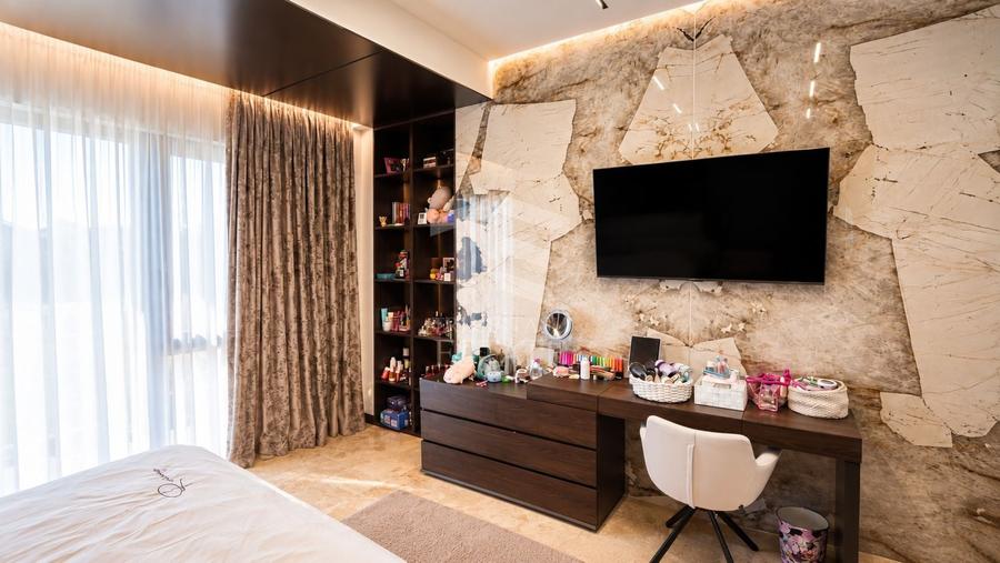 Duplex cu 4 camere cu Piscina în Kamsas