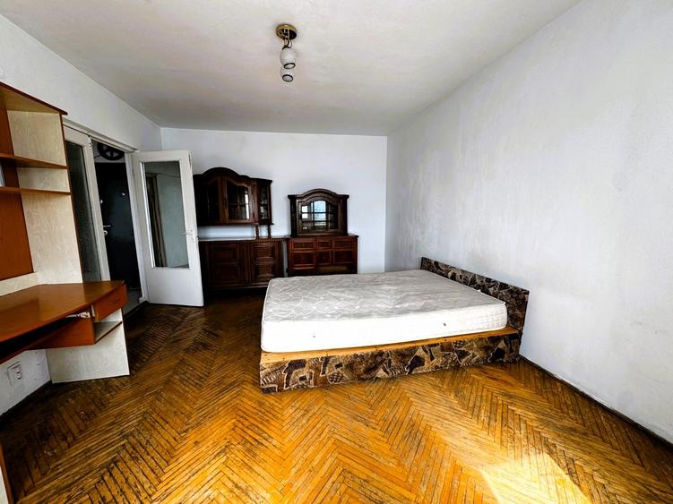 Garsonieră decomandată în Oancea