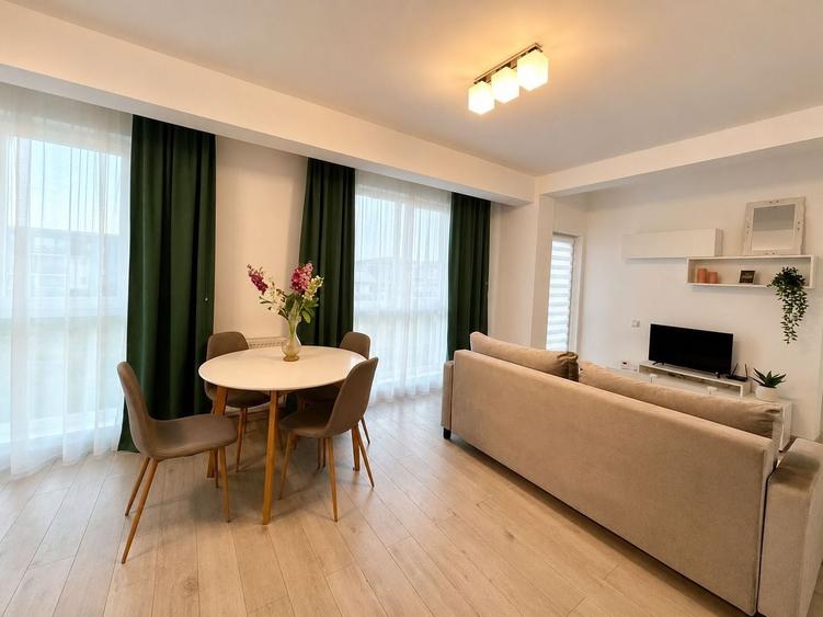 Apartament cu 2 camere semidecomandat, mobilat în Florești