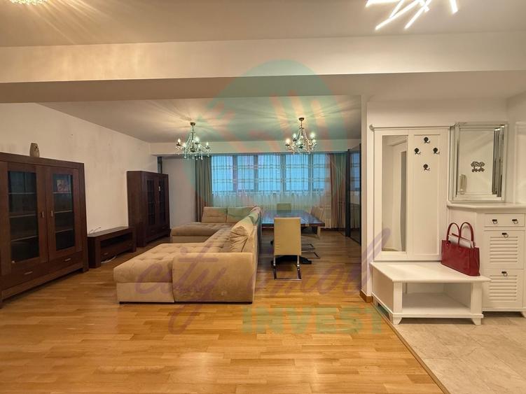 Apartament cu 3 camere semidecomandat, mobilat în Kiseleff