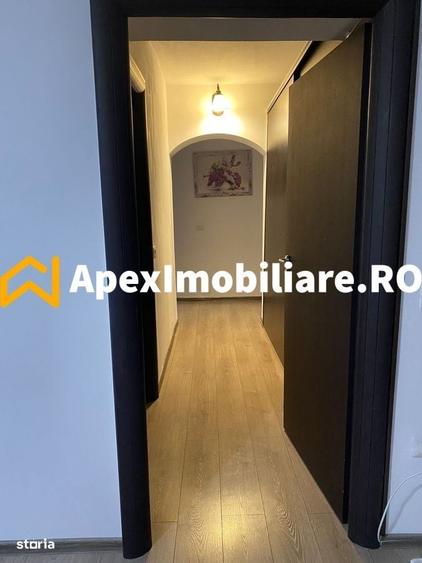 Apartament cu 4 camere decomandat în Lujerului