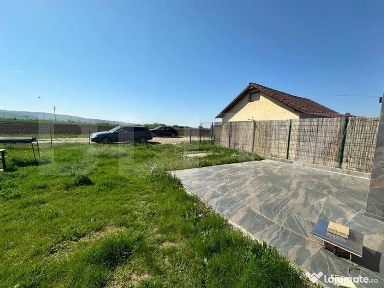 Casă cu 3 camere cu Teren 500 Mp în Central
