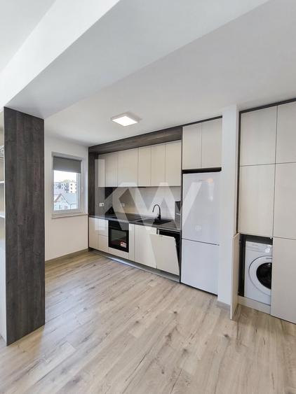 Apartament cu 2 camere decomandat, mobilat în Tractorul