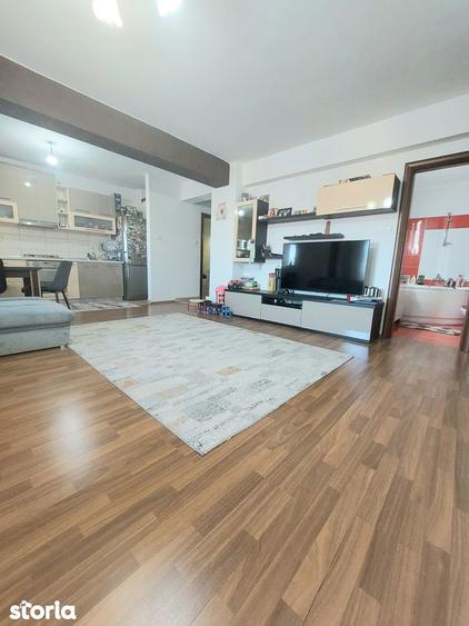 Apartament cu 3 camere în Nufărul