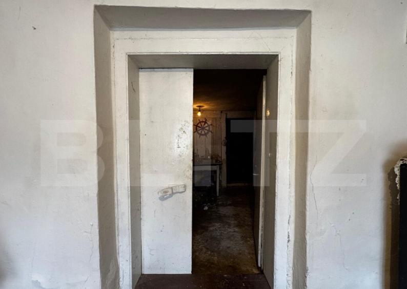 Casă cu 7 camere cu Teren 400 Mp în Zlatna