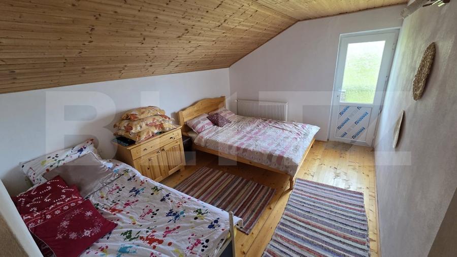 Casă individuală cu 3 camere cu Teren 4300 Mp în Ampoița