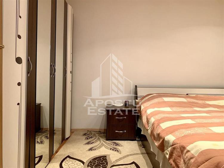Apartament cu 2 camere semidecomandat, mobilat în Girocului