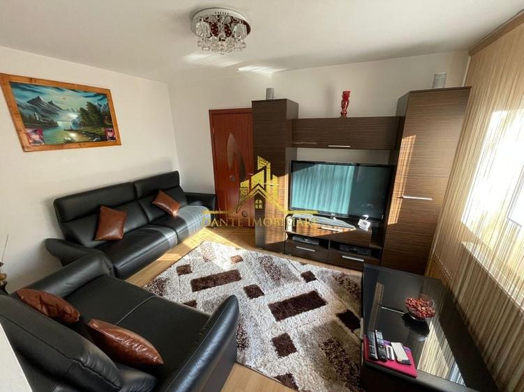 Apartament cu 3 camere semidecomandat, mobilat în Mănăștur — fotografia 1