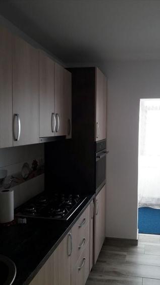 Apartament cu 3 camere decomandat în Păcurari