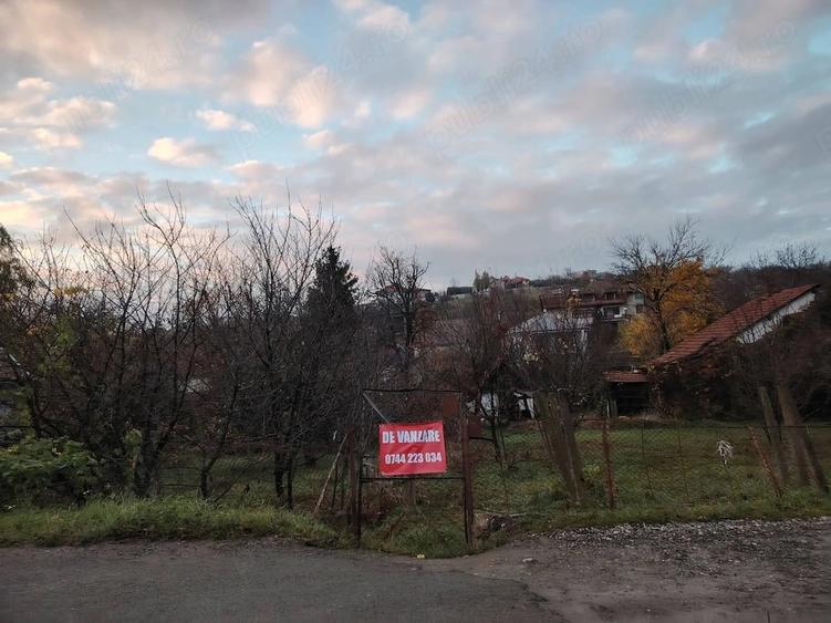 Teren de 535 mp, în Central
