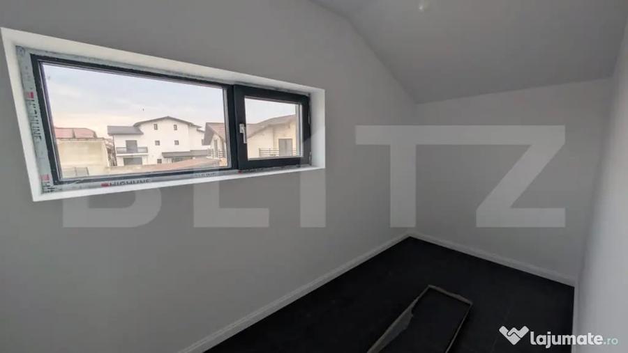 Casă cu 7 camere cu Teren 588 Mp în Priseaca