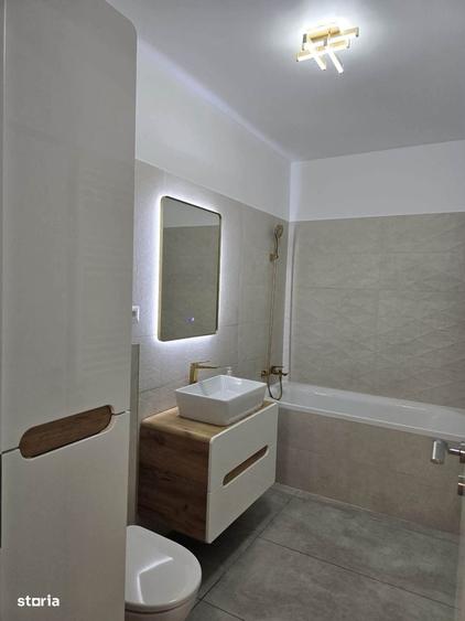 Apartament cu 3 camere în Berceni