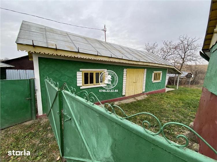 Casă cu 3 camere cu Teren 1000 Mp în Horlești