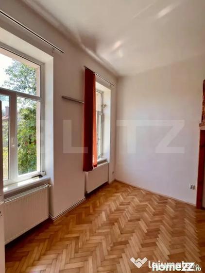 Garsonieră decomandată în Central
