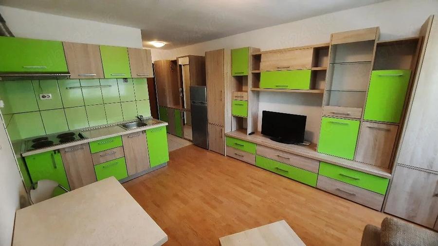 Garsonieră semidecomandată în Vitan