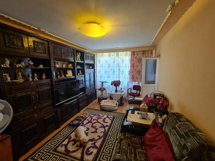 AP. 3 CAM. DEC., CENTRALA PROPRIE, BLOC '84 - 2
