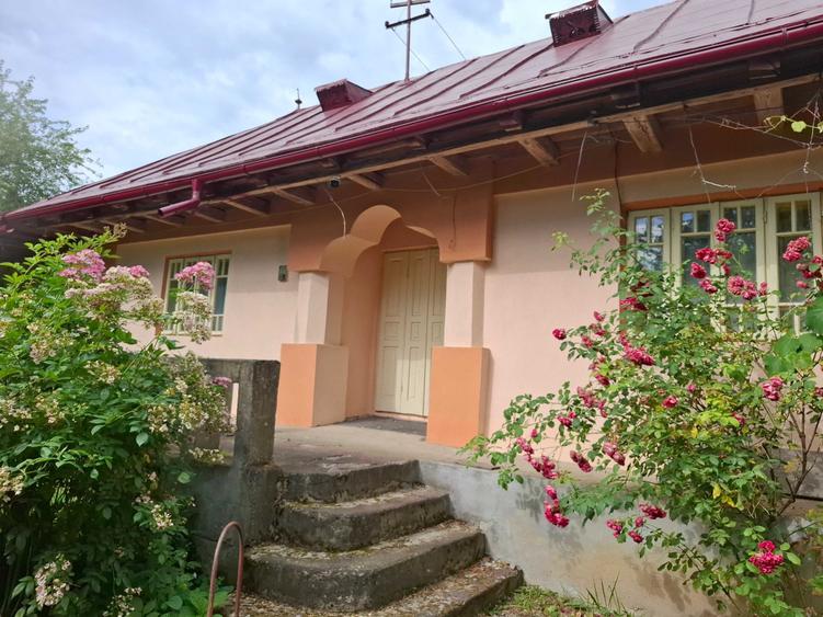 Casă cu 3 camere în Galbeni (Filipești)