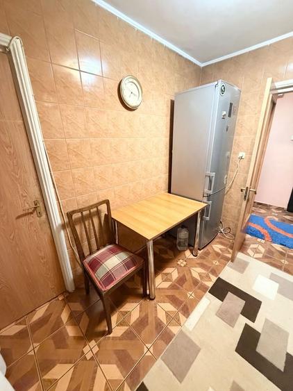 Apartament cu 2 camere decomandat, mobilat în Rahova