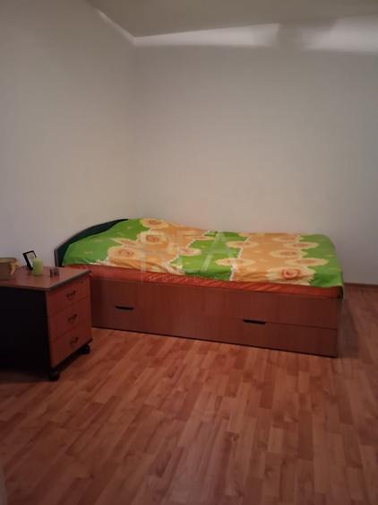 Apartament cu 2 camere semidecomandat, mobilat în Baba Novac