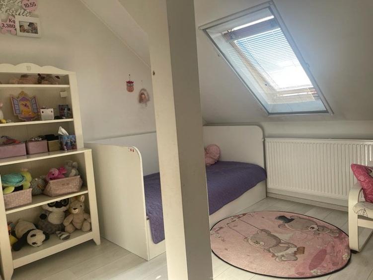 Casă individuală cu 5 camere cu Teren 165 Mp în Vatra Luminoasă