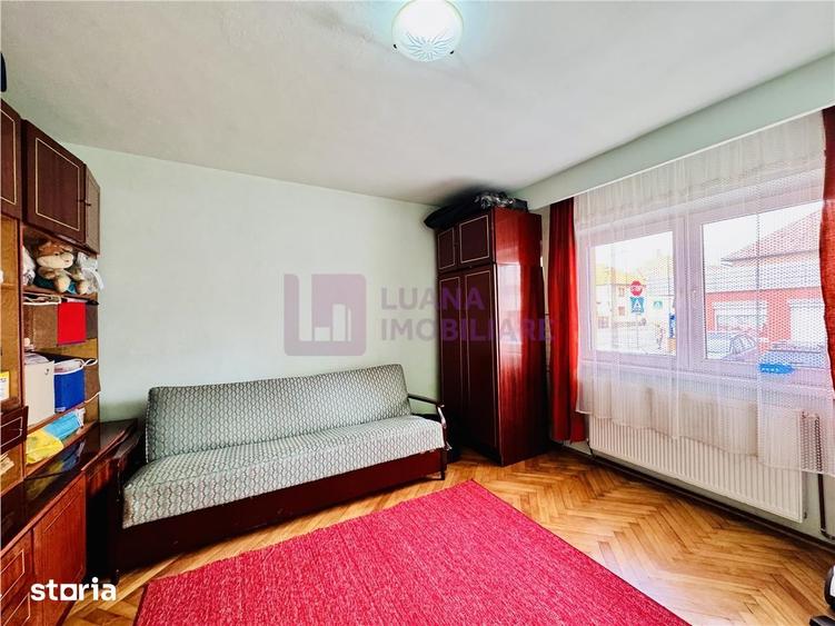 Apartament cu 2 camere decomandat în Terezian