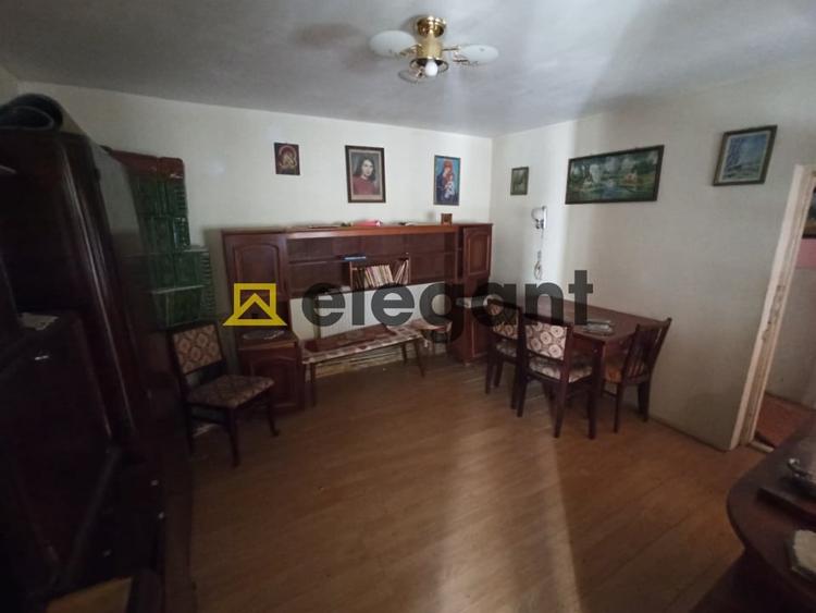 Casă individuală cu 5 camere cu Canalizare în Bariera Vâlcii