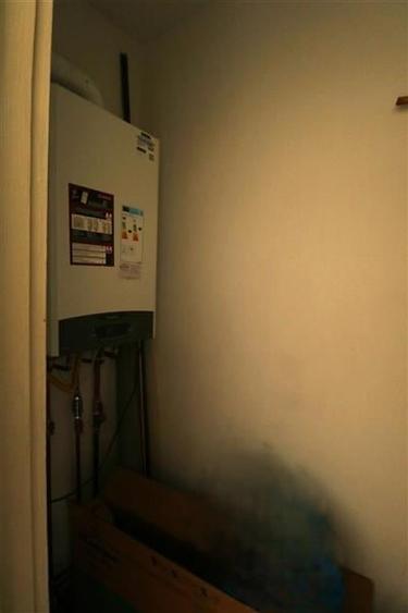Apartament cu 3 camere semidecomandat în Gării