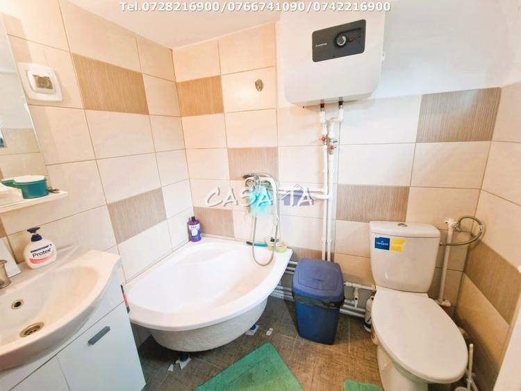 Casă individuală cu 2 camere cu Teren 3467 Mp în Urechești