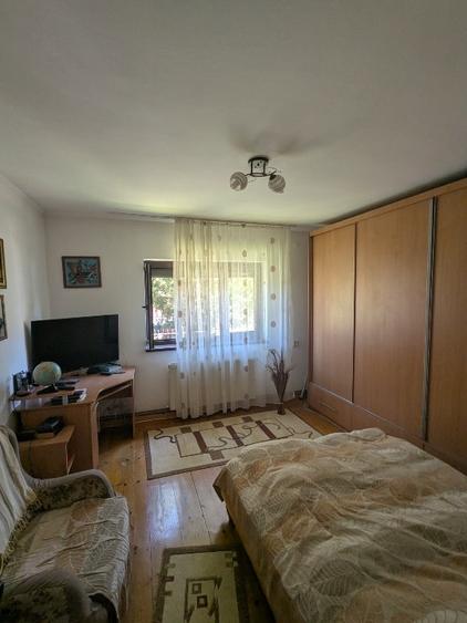 Casă individuală cu 3 camere cu Teren 250 Mp în Gojdu