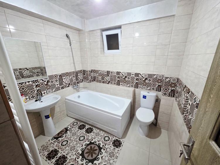 Apartament cu 3 camere în Popas Păcurari