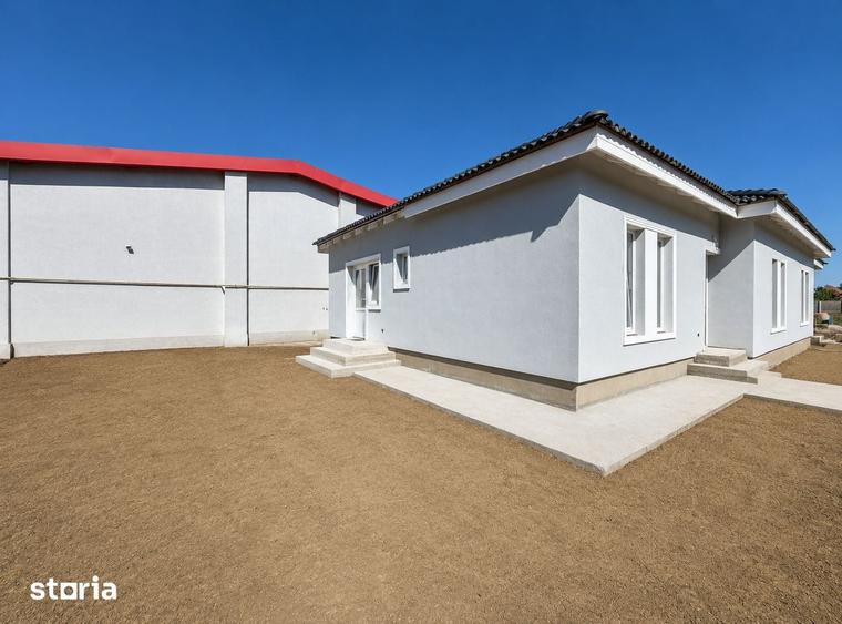 Casă cu 3 camere cu Teren 275 Mp în Sânmihaiu Român