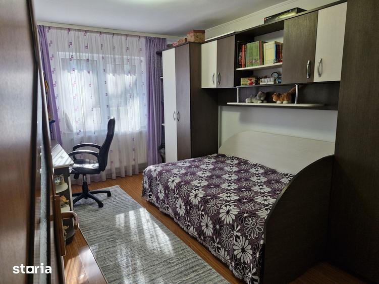 Casă cu 5 camere cu Teren 507 Mp în Găvana