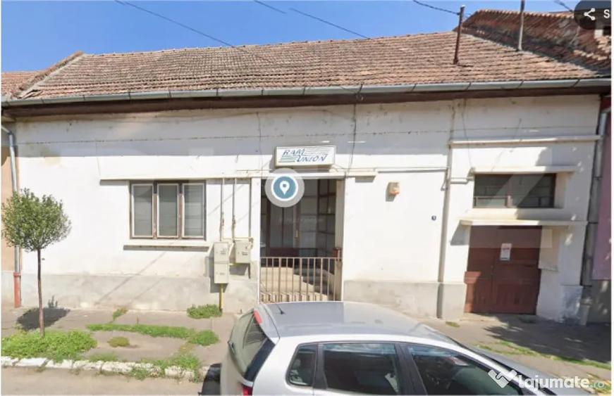 DE VANZARE SPA?IU CU POTEN?IAL PROFESIONAL / COMERCIA - 1