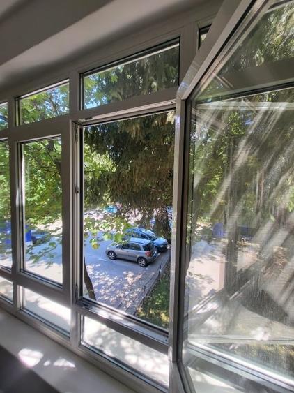 Apartament cu 4 camere decomandat în Brâncoveanu