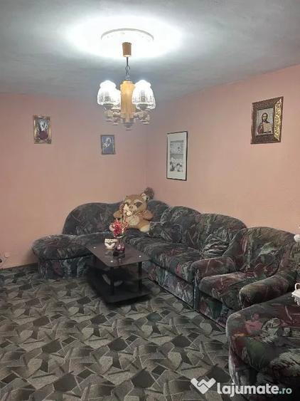 Apartament cu 2 camere decomandat în Ampoi 1