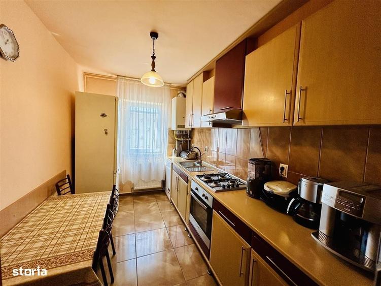 Apartament cu 3 camere decomandat în Șelimbăr