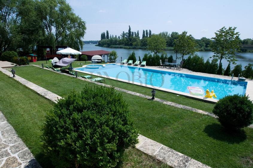 Casă individuală cu 10 camere cu Piscina în Snagov
