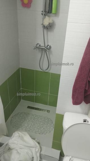 Apartament cu 2 camere decomandat, mobilat în Titan