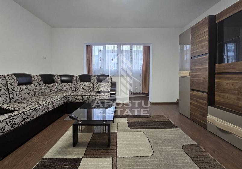 Apartament cu 4 camere decomandat, mobilat în Lipovei