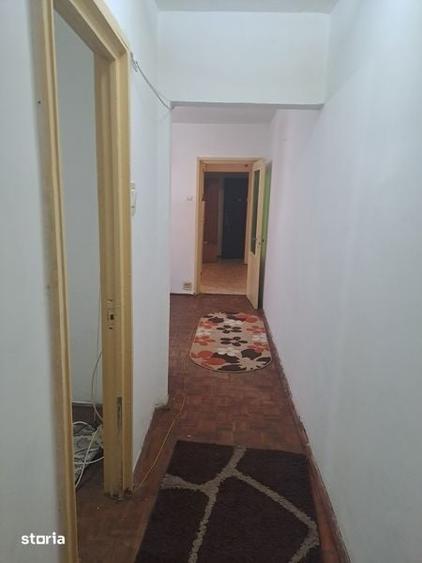 De inchiriat apartament cu 3camere - 2